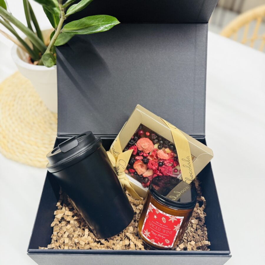 Brace and Chocolate + kinkekomplekt